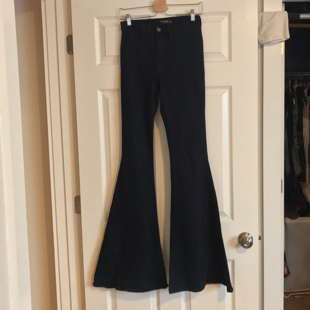 Just Black Denim - HighWaist Super Flare Size 27